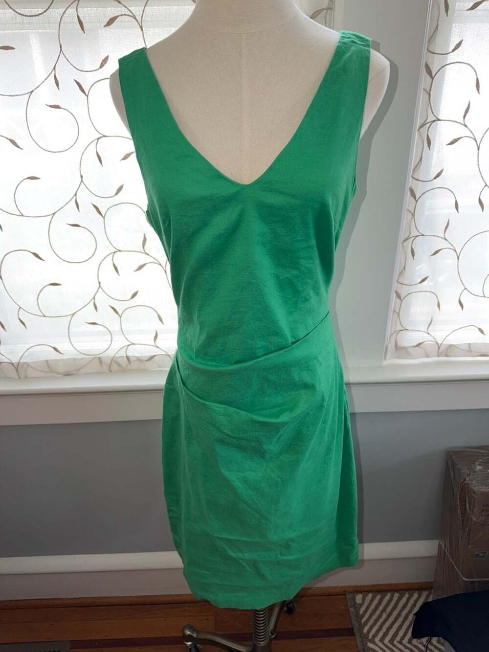 Nicole Miller Artelier Green Linen Blend V-Neck Ruched Faux-Wrap Sheath Dress